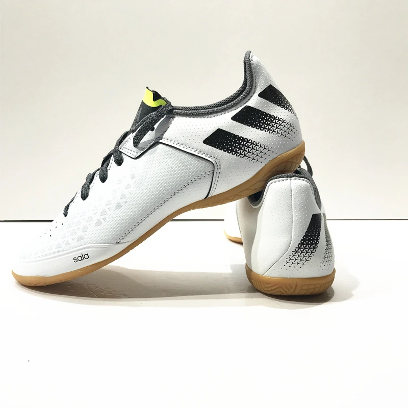 商品[国内直发] Adidas|男足球鞋,价格¥214,第1张图片