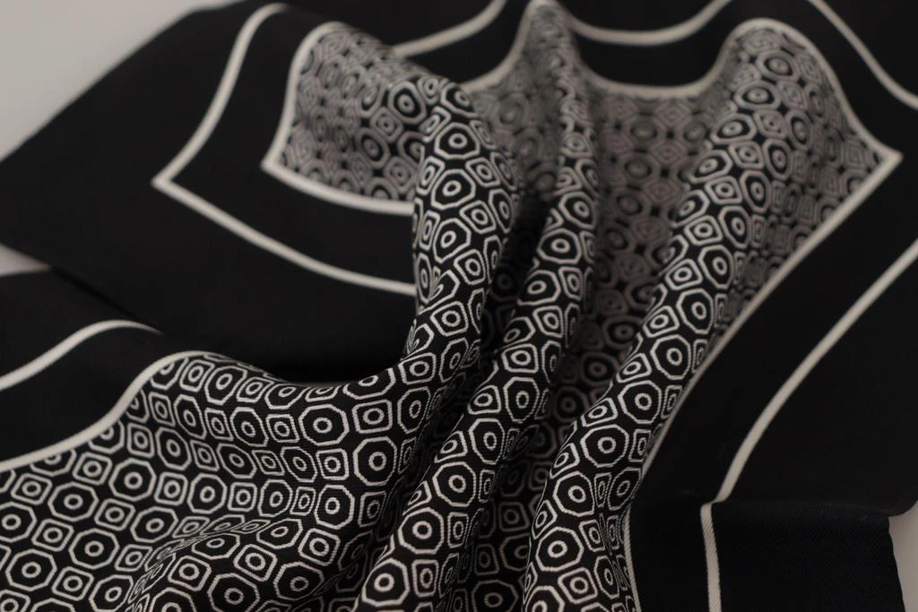 商品Dolce & Gabbana|Dolce & Gabbana Black Geometric Patterned Square Handkerchief Scarf,价格¥981,第3张图片详细描述
