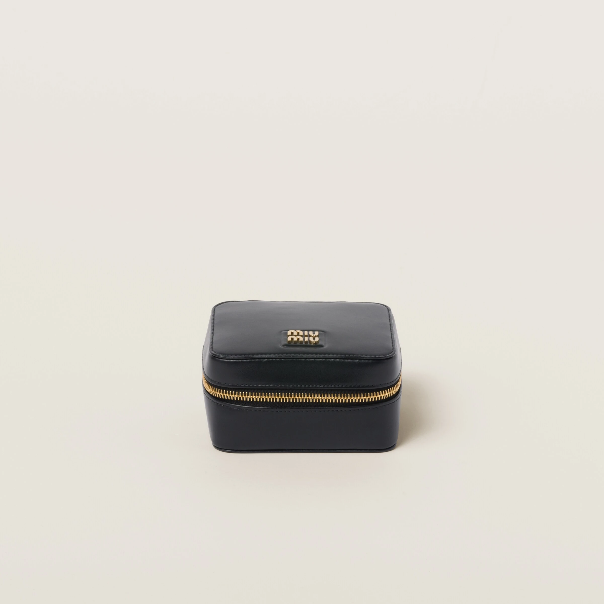 【预售】 缪缪 25春夏 女士 旅行箱 Accessoires de voyage avec étui en cuir 5RM024_2CQG_F0002  商品