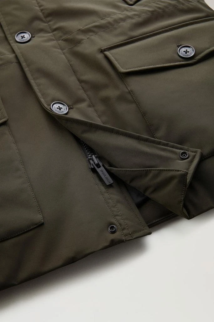 商品Woolrich|Arctic Parka in Stretch Nylon - Men - Blue,价格¥5484,第5张图片详细描述