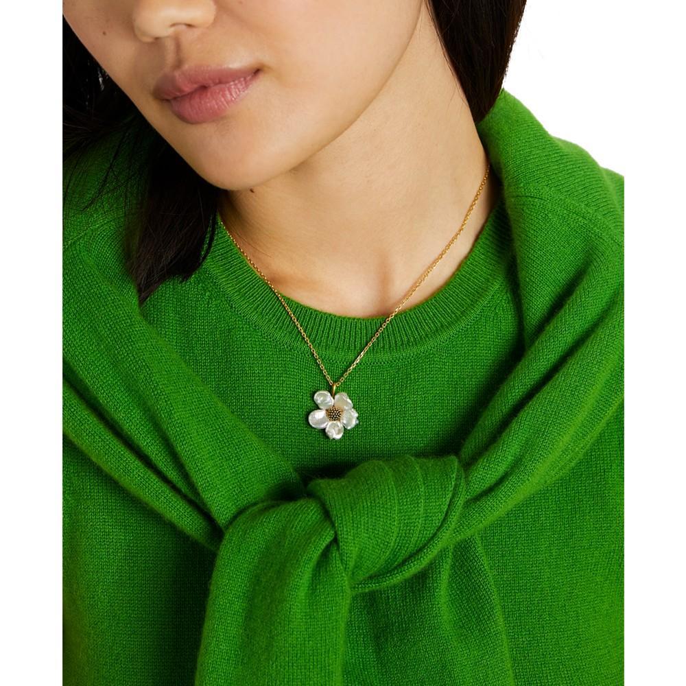 商品Kate Spade|Gold-Tone Freshwater Pearl (8-9mm) Flower Pendant Necklace, 16" + 3" extender,价格¥630,第5张图片详细描述