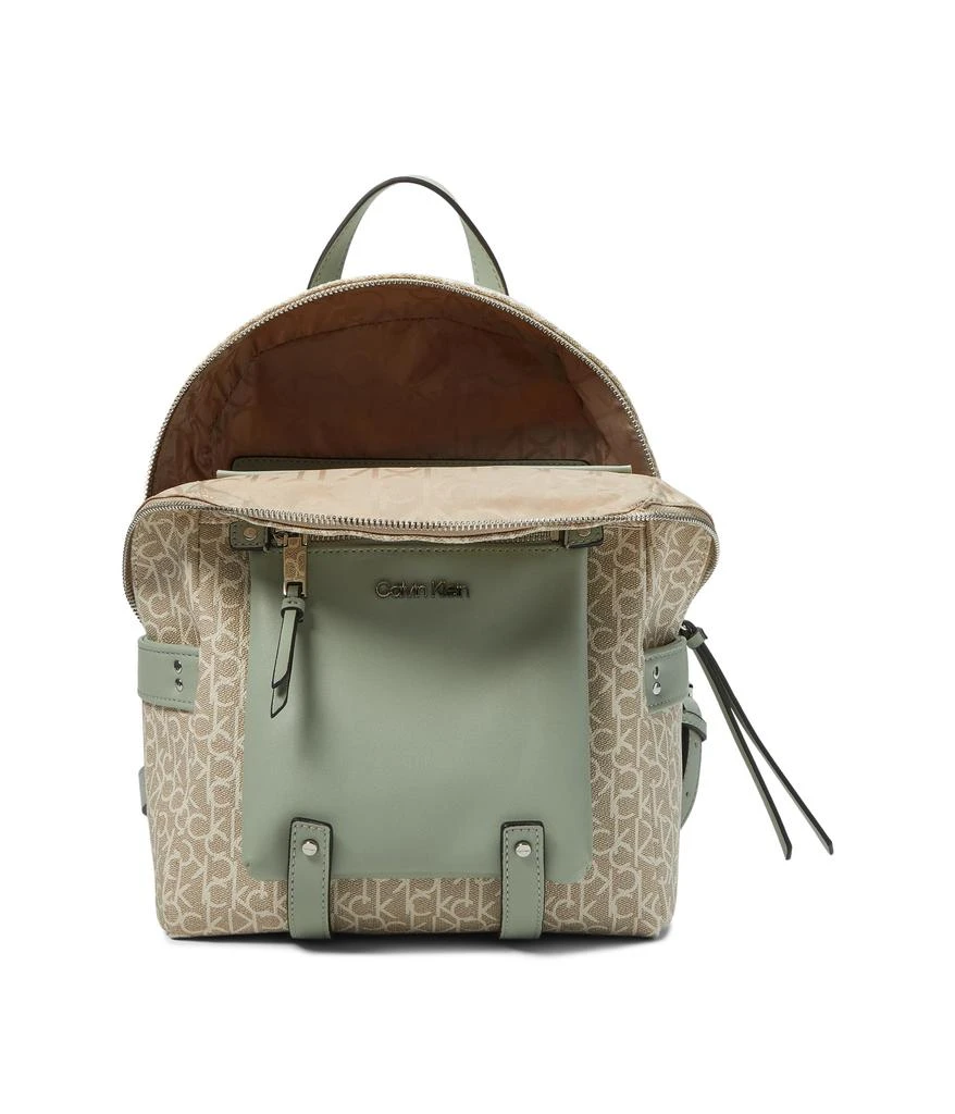 商品Calvin Klein|Maya Signature Backpack,价格¥973,第3张图片详细描述