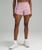 颜色: Rose Blush, Lululemon | Hotty Hot High-Rise Lined Short 4"