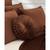 颜色: Terracotta, J Queen New York | Townsend Tufted Decorative Pillow, 15" Round