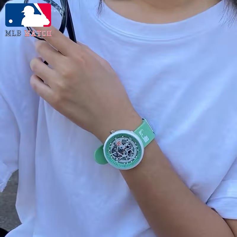 商品MLB | 时尚潮流中性学生欧美腕表镂空硅胶情侣防水石英表MLB-TP609颜色浅绿色