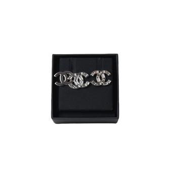 商品Chanel Baguette Crystal Double CC Earring Silver图片