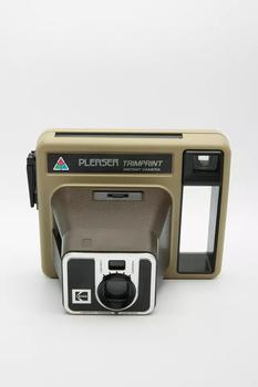 商品Acme Camera Co. | Acme Camera Co. Vintage Kodak Pleaser Trimprint Instant Camera,商家Urban Outfitters,价格¥512图片