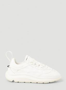 推荐Shiku Run Sneakers in White商品