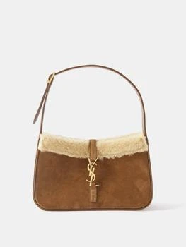 推荐Le 5 à 7 shearling-trimmed suede shoulder bag商品