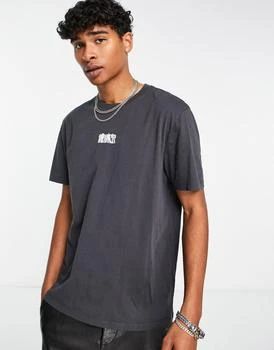 推荐AllSaints Refract logo t-shirt in washed black商品