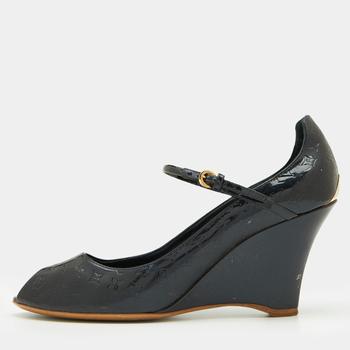 lv女鞋, [二手商品] Louis Vuitton | Louis Vuitton Navy Blue Monogram Patent Leather Peep Toe Ankle Strap Wedge Pumps Size 38.5商品图片 