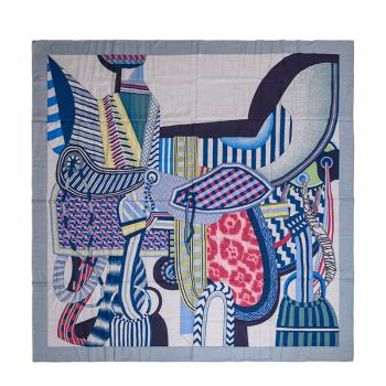 推荐HERMÈS 蓝色女士丝巾 SCARF140CSBLU34商品