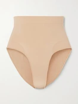 SKIMS | Seamless Sculpt 塑形中腰三角裤 （颜色：clay）,商家NET-A-PORTER,价格¥288