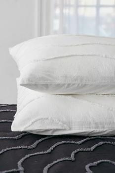 冬装Urban Outfitters, Urban Outfitters | Margot Tufted Floral Sham Set商品图片 额外9.5折, 额外九五折