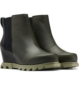 推荐Joan of Arctic III Waterproof Wedge Chelsea Boot商品