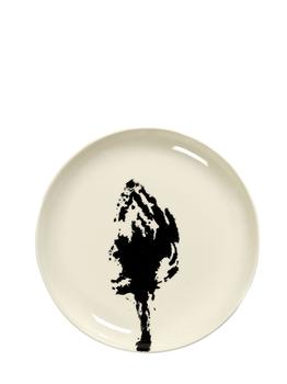 商品SERAX | Set Of 2 Artichoke Black & White Plates,商家LUISAVIAROMA,价格¥378图片