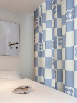 商品DROPDROPDROP | Vivid Classic Curtain [Ashy Sky],商家W Concept,价格¥1038图片