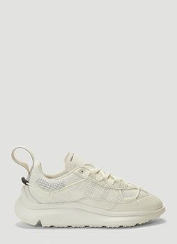 推荐Shiku Run Sneakers in White商品