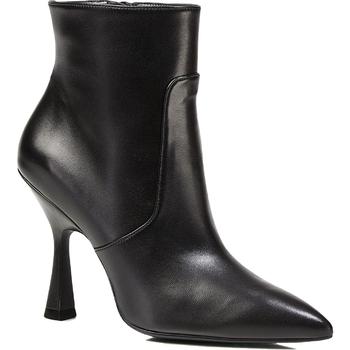 stuart weitzman 靴, Stuart Weitzman | Stuart Weitzman Womens Melena 100 Leather Pointed Toe Ankle Boots商品图片 2.1折