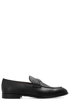 Salvatore Ferragamo | Salvatore Ferragamo Gancini Plaque Slip-On Loafers 7.6折起, 独家减免邮费