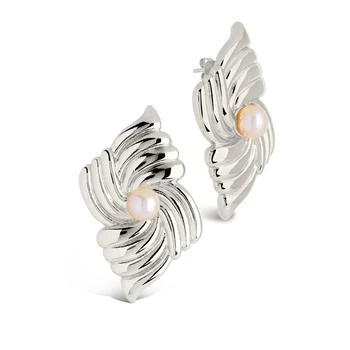 Sterling Forever | Silver-Tone or Gold-Tone Freshwater Pearls Fantaisie Studs,商家Macy's,价格¥491