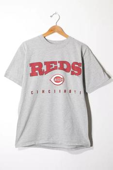 推荐Vintage 2001 MLB Cincinnati Reds T-shirt商品
