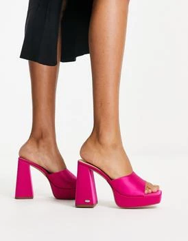推荐NOKWOL Maisie platform square toe heeled mules in pink satin商品