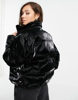 商品Topshop sheen puffer jacket with removeable sleeves in black图片