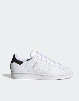 推荐adidas Originals Superstar trainers in white and black商品