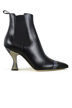 推荐Luxury Shoes For Women   Fendi Black Leather Ankle Boots With Grey Details商品