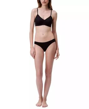 Calvin Klein | Women's Low-Rise Bikini Underwear QD5126,商家Macy's,价格¥67