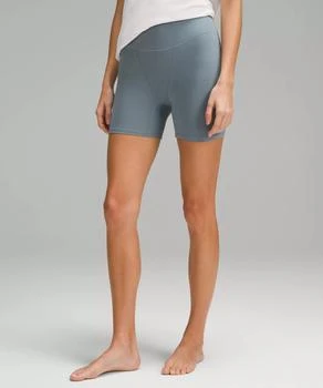 Lululemon | UnderEase Super-High-Rise Shortie Underwear,商家LuluWanwen,价格¥163