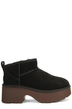 UGG | UGG Classic Ultra Mini New Heights Boots,商家Cettire,价格¥1176