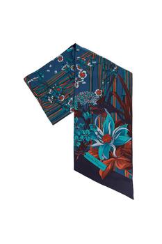 商品Salvatore Ferragamo | Salvatore Ferragamo Flora-Printed Scarf,商家Cettire,价格¥1857图片