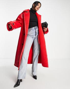 商品ASOS | ASOS DESIGN oversized bonded borg and vinyl trench coat and in red,商家ASOS,价格¥364图片