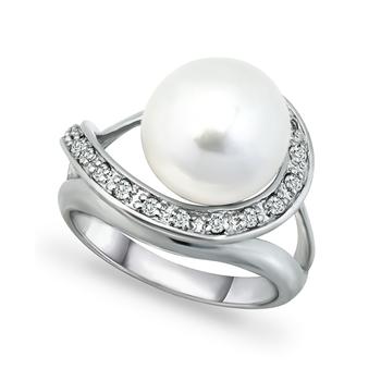 商品Imitation Pearl and Pave Cubic Zirconia Swirl Wrap Ring in Silver Plate图片