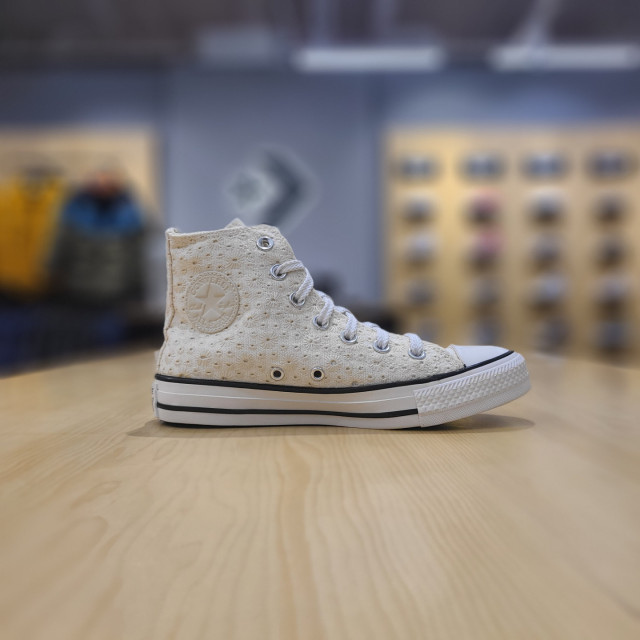 匡威直邮, Converse | 【韩国直邮|包邮包税】匡威 女士 CHUNK TAYLOR ALL STAR BRODERY 米白色 奶油 高鞋 CTAS HI EGRET/NATURAL IVORY/BLACK 571284C商品图片 7折×额外9折, 包邮包税, 额外九折