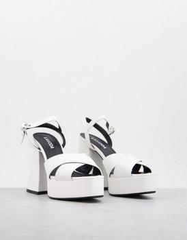 推荐Lamoda flared heel platform sandals in white商品