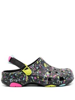 商品Crocs | Crocs 男士拖鞋 CR207575CLASSICBKMI 黑色,商家Beyond Moda Europa,价格¥560图片