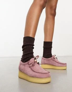 推荐Clarks Originals Wallabee shoes in dusty pink商品