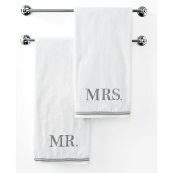 商品Avanti | Bath Towels, Mr. or  Mrs. 27" x 50" Bath Towel,商家Macy's,价格¥178图片