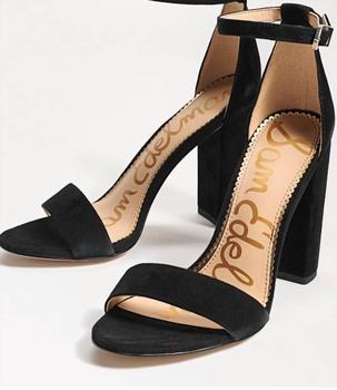 推荐Yaro Block Heel Sandal - Medium in Black Suede商品