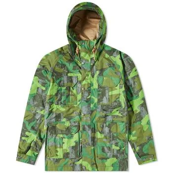 推荐The North Face M Printed DryVent Mountain Parka商品