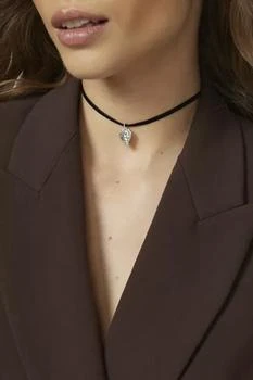 Urban Outfitters | Delicate Hammered Wrap Choker Necklace 4.9折×额外9.3折, 额外九三折