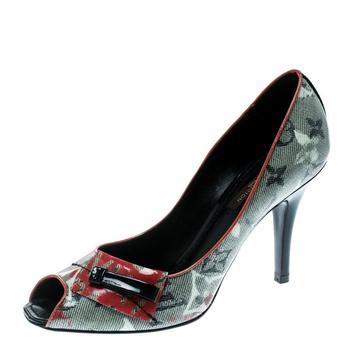 lv高帮鞋, [二手商品] Louis Vuitton | Louis Vuitton Grey Monogram Coated Denim Richard Prince Flash Pulp Peep Toe Pumps Size 36.5商品图片 4.8折