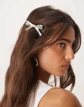ASOS | ASOS DESIGN barrette hair clip with bow detail in silver,商家ASOS,价格¥58