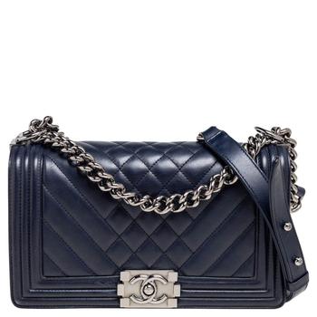 chanel包, [二手商品] Chanel | Chanel Midnight Blue Quilted Chevron Leather Medium Boy Flap Bag商品图片 7.3折, 满1件减$100, 满减