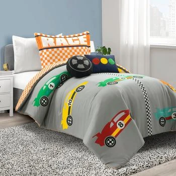 Lush Decor | Racing Cars Reversible Comforter Set,商家Premium Outlets,价格¥1017