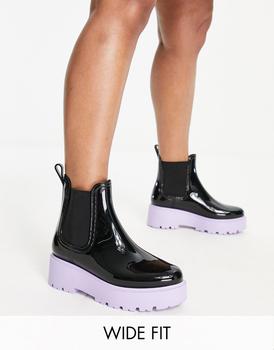 ASOS | ASOS DESIGN Wide Fit Gadget chunky chelsea wellies in black with lilac sole商品图片,