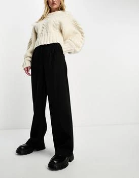 推荐Bershka double waistband wide leg tailored trousers in black商品